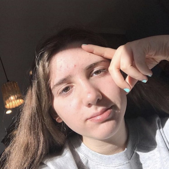 Meet the Posher Other - Meet your Posher, Isabella